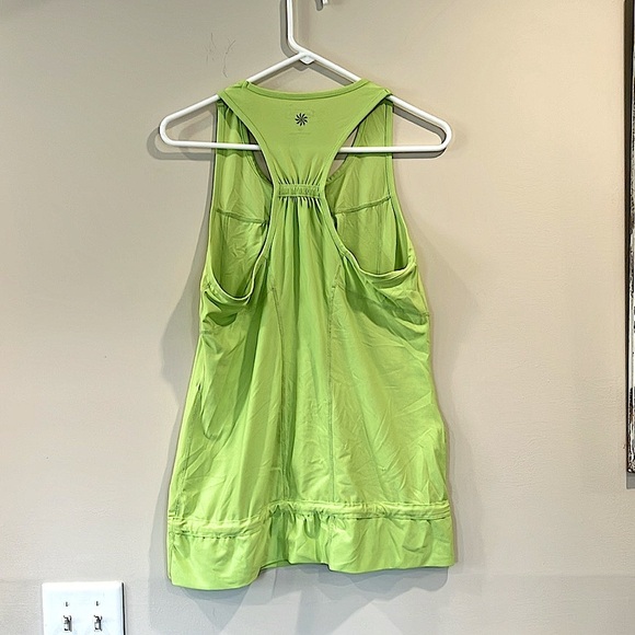 🔥ATHLETA Tank Top🔥 - Picture 2 of 7